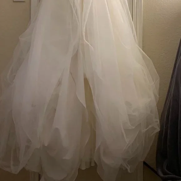 Wedding Dress Size 14 - Picture 9 of 10